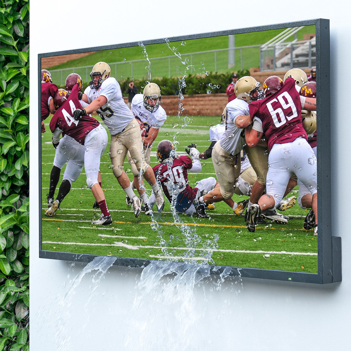 IP55 Waterproof Outdoor TVs, Long Life Guaranteed, Withstand All